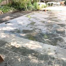 Paver Patio Design With Large Stone