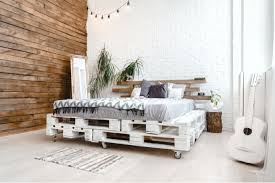 Log Cabin Furnitures A Bed Made Of