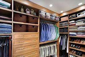 Closet With Custom Cabinets In Chicago