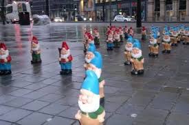 Hundreds Of Gnomes Invade Manchester In