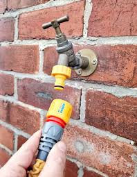 How To Connect A Hose To A Tap Housewarm