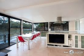 Icon Houseboat Luxury Houseboats