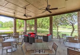 Go Round Rock Outdoor Dining Guide