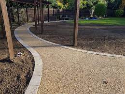 Pathway Surfacing To Transform Your Garden
