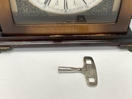 Vintage Bulova Tempus Fugit Mantel Clock
