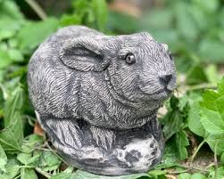 Garden Rabbit Statue Concrete Bunny