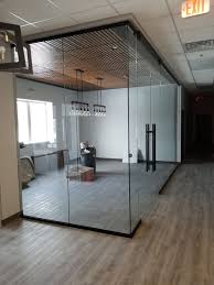Frameless Seamless Glass Office