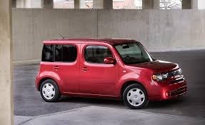 Nissan Cube Features And Specs