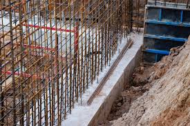 Monolithic Foundation With Metal
