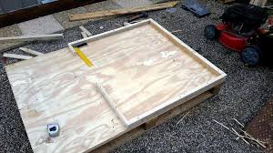 Pallet Dog House Step By Step Plan