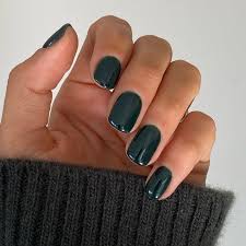 11 Winter Nail Colours That Always Look