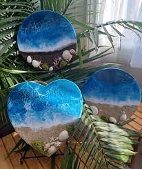 Round Heart Shaped Resin Beach Wall Art