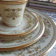 Luxury Dinnerware China Sets Tiny Flowers