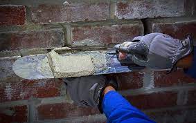 Tuckpointing Vs Repointing Full