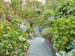 Browse Raised Beds Gardenista
