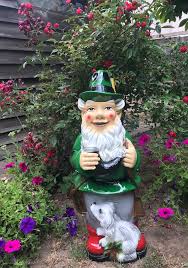 Garden Gnome Hunter With Horn Large