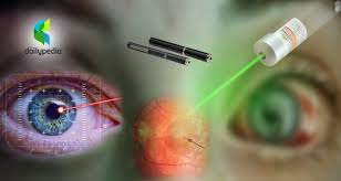 laser pointer causes permanent eye