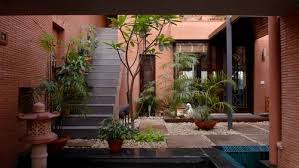 12 Beautiful Indoor Courtyard Ideas To