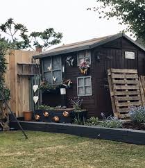 Garden For Free By Using Pallets