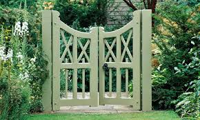 Create Your Best Yard Yet Garden Gate