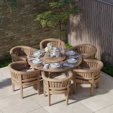 Why Beautiful Teak Garden Furniture Can