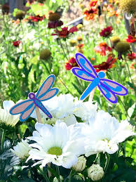 Make Dragonfly Garden Art With Wood And