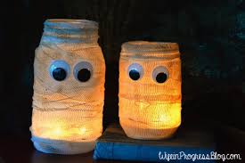 Mason Jar Mummy Luminary