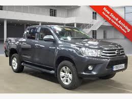 Used Toyota Hilux Icon Cars For