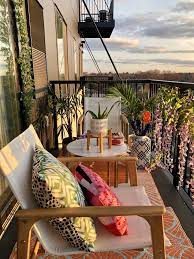Wonderful Small Apartment Balcony Ideas