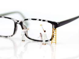 Midtown Optometry Clean Your Glasses