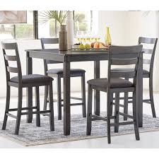 Dining Table With 4 Bar Stools
