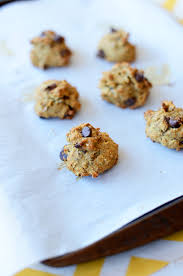 chocolate chip banana bread bites