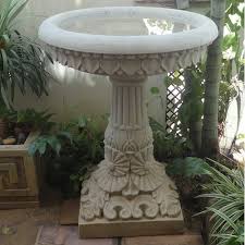 Carved Stone Bird Bath At Rs 21000