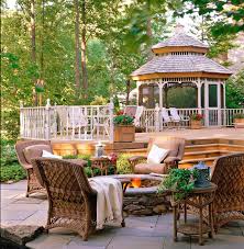 30 Ideas To Dress Up Your Deck