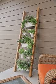 Clever Vertical Herb Gardens That Will