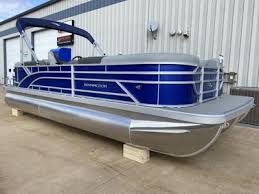 Pontoon Boats For In Manchester