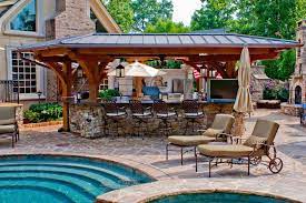 Backyard Outdoor Kitchen Design