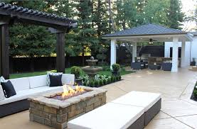 15 Stone Fire Pits To Spark Ideas For