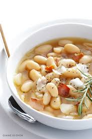 7 Ingredient Tuscan White Bean Soup