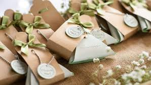 11 Best Wedding Favors Ideas For Your