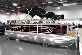 New 2023 Bennington 22 Lsrc Boat In