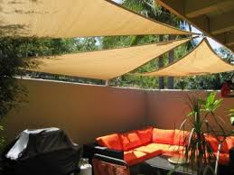 Outdoor Space With Right Angle Sail Shades