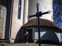 Vibrant Church In Ukraine Rises