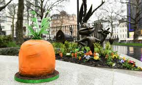 Bugs Bunny Discover Leicester Square