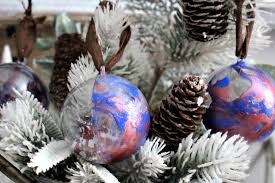 Make Nail Polish Dipped Ornaments