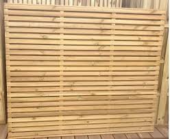 Non Framed Double Sided Slatted Panel 1