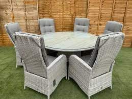 Garden Table With Reclining Chairs 4