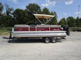 New 2023 Sun Tracker Party Barge 22 Rf
