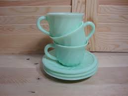 3 Twisted Jadeite Cups And Saucers Jade