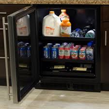 Reversible Hinge Beverage Center